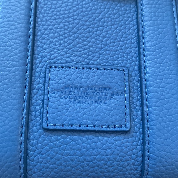 SOLD‼️NWT Marc Jacobs The Tote Bag Micro spring blue - Picture 3 of 9